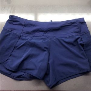Lulu lemon speed up shorts sz6